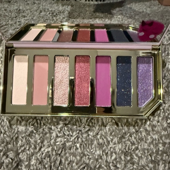 Too Faced Ice Cream and Raspberry Makeup Set - Picture 3 of 5